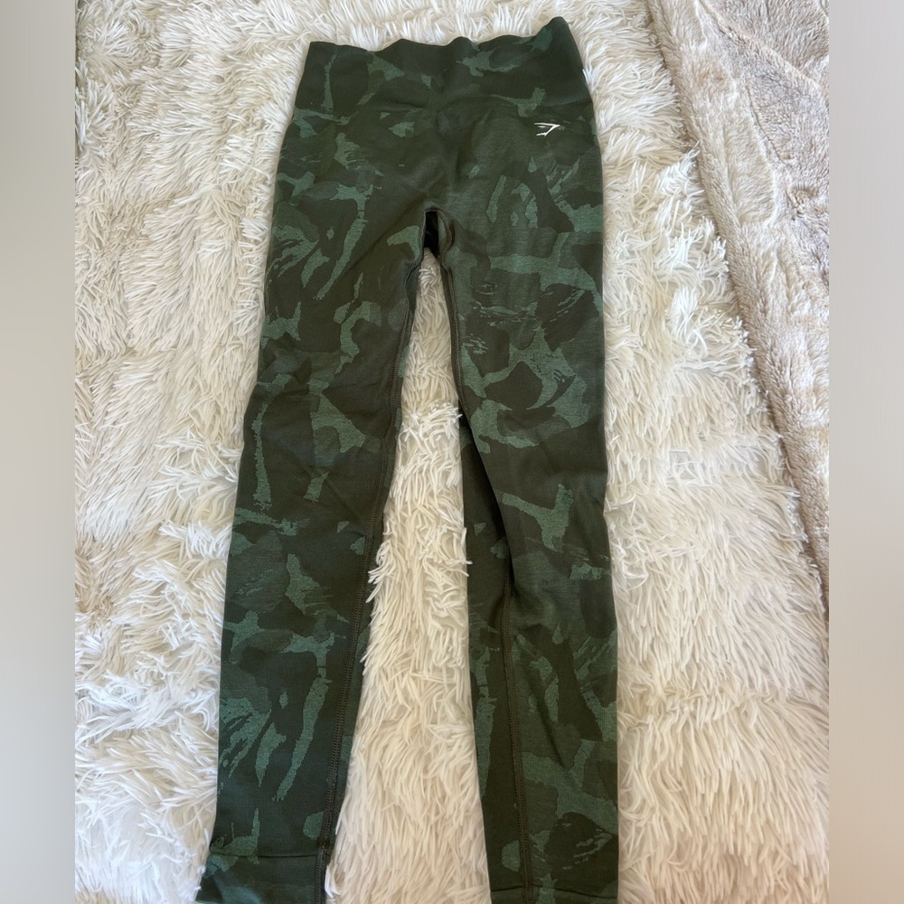 Gymshark Green Camo Leggings Size S